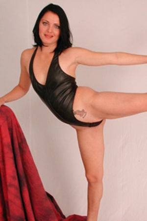 Follow Lia Flexi on Vidz Flix