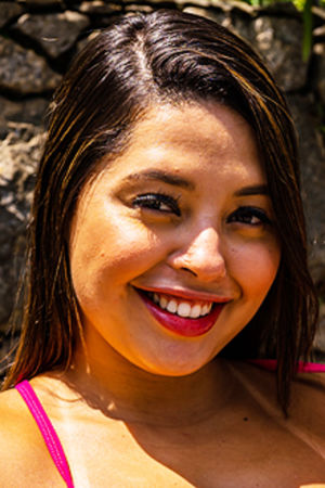 Follow May Akemi on Vidz Flix