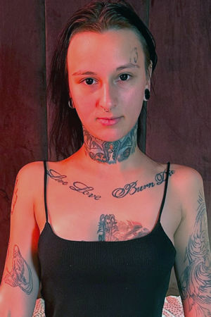 Follow Black Pearl on Vidz Flix