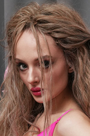 Follow Lilith Liber on Vidz Flix