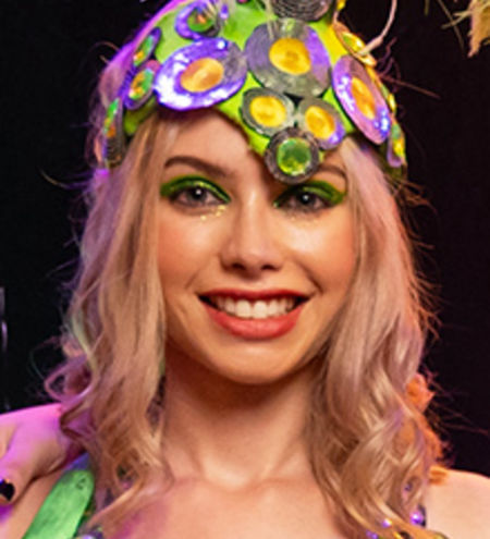 Vivian Lola